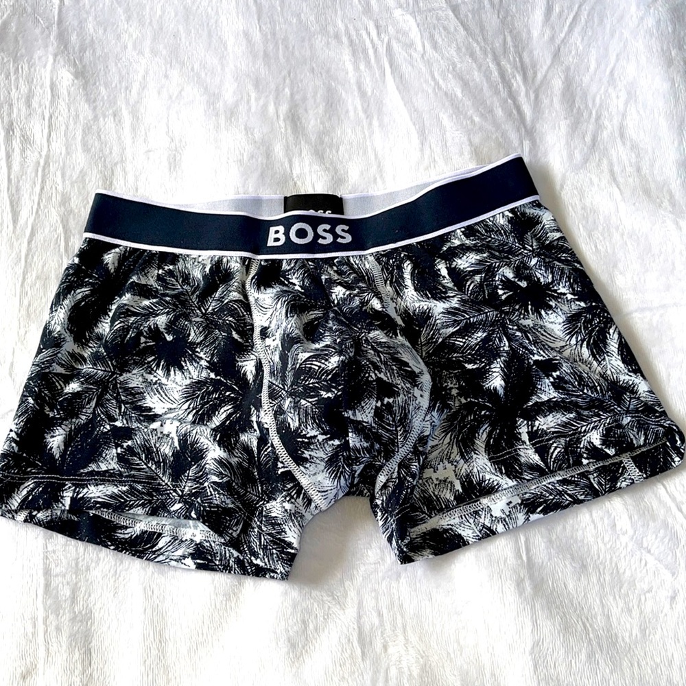 HIGO BOSS BOXER TRUNK MENS SIZE SMALL